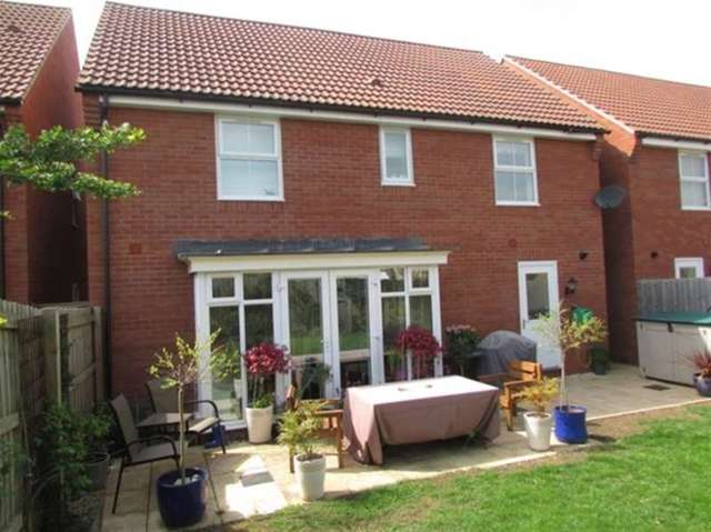  Image of 4 bedroom Detached house for sale in Fowen Close Street BA16 at Street, BA16 0FY