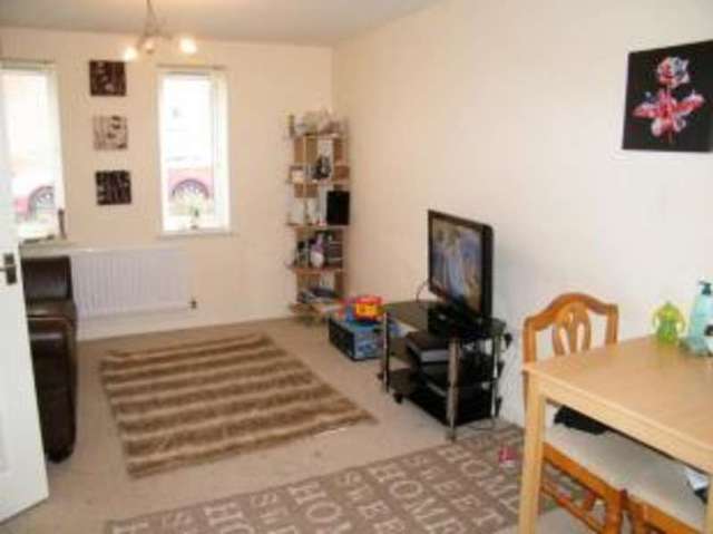  Image of 2 bedroom Flat for sale in Frankel Avenue Swindon SN25 at Swindon Wiltshire Haydon Wick, SN25 2NJ