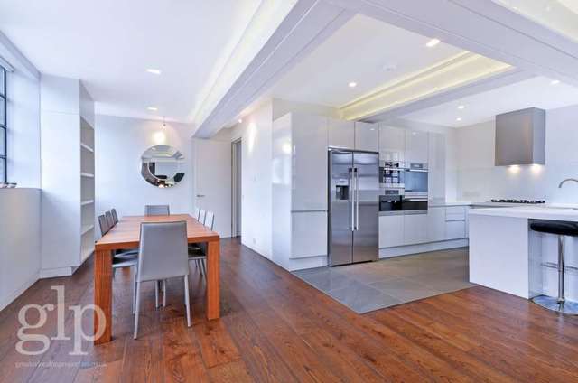  Image of 3 bedroom Apartment to rent in Frederick Close London W2 at Frederick Close Hyde Park London, W2 2HD