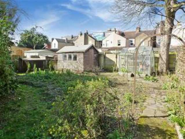  Image of 3 bedroom Detached house for sale in Freta Road Bexleyheath DA6 at Bexleyheath Kent Bexleyheath, DA6 8NZ