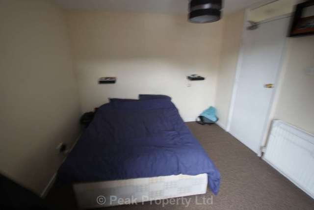  Image of 1 bedroom House Share to rent in Frettons Basildon SS14 at Frettons  Basildon  Basildon, SS14 1QN