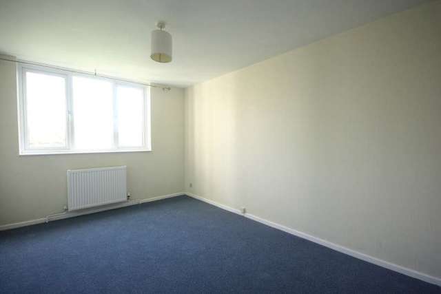  Image of 2 bedroom Flat to rent in Galsworthy Road Norbiton Kingston upon Thames KT2 at Surrey  Kingston Upon Thames, KT2 7BP