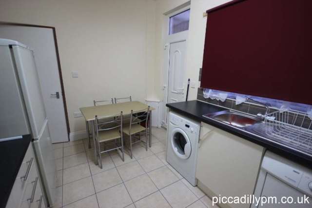  Image of 4 bedroom Detached house to rent in Gascoyne Street Manchester M14 at Gascoyne Street Rusholme Manchester, M14 4FU