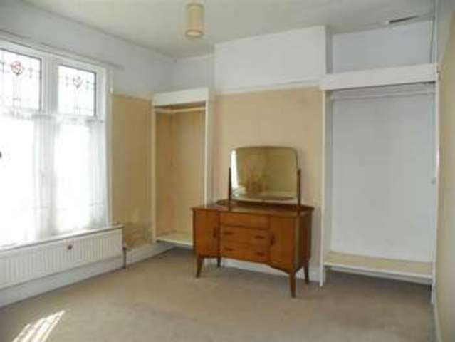  Image of 3 bedroom Property for sale in Gelli Road Llanelli SA14 at Gelli Road Llanelli Llanelli, SA14 9AB
