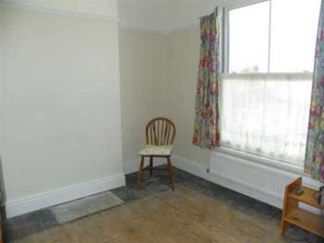  Image of 3 bedroom Property for sale in Gelli Road Llanelli SA14 at Gelli Road Llanelli Llanelli, SA14 9AB