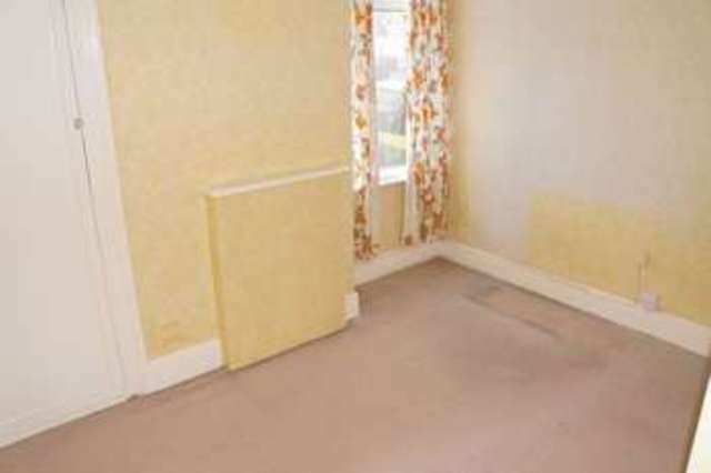  Image of 3 bedroom Terraced house for sale in George Street Eastleigh SO50 at George Street  Eastleigh, SO50 9BU