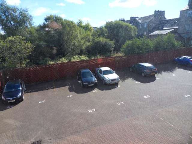  Image of 2 bedroom Flat to rent in George Street Johnstone PA5 at George Street  Johnstone, PA5 8SL