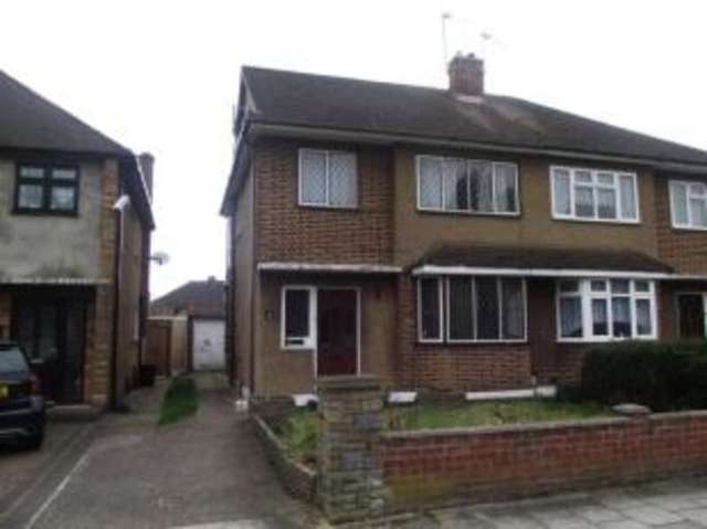  Image of 4 bedroom Semi-Detached house for sale in Gillian Crescent Gidea Park Romford RM2 at Gidea Park  Gidea Park, RM2 6NU