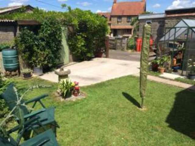  Image of 2 bedroom Detached house for sale in East Stour Gillingham SP8 at Gillingham Dorset East Stour, SP8 5JS
