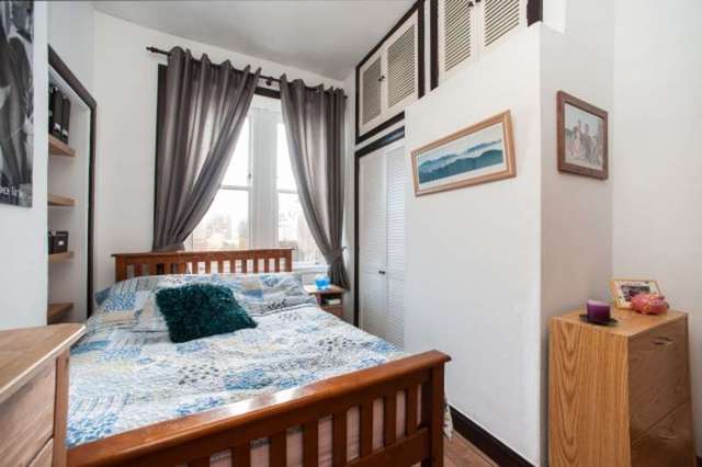  Image of 2 bedroom Ground Flat for sale in Mearns Street Greenock PA15 at Mearns Street  Greenock, PA15 4PX