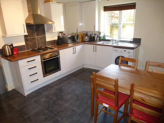  Image of 2 bedroom Terraced house for sale in Gladstone Street Farsley Pudsey LS28 at Farsley, LS28 5HZ