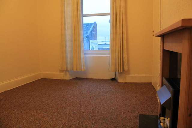  Image of 1 bedroom Studio flat to rent in Glasgow Road Paisley PA1 at Glasgow Road (  Paisley, PA1 3LY