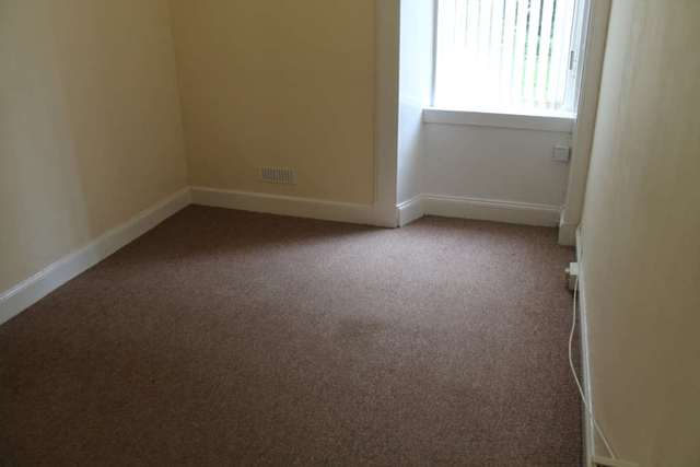  Image of 2 bedroom Flat to rent in Glasgow Road Paisley PA1 at Glasgow Road  Paisley, PA1 3LY