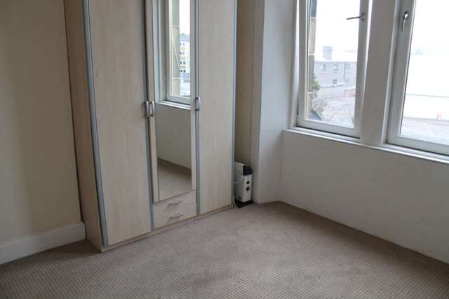  Image of 1 bedroom Flat to rent in Glasgow Road Paisley PA1 at Glasgow Road (  Paisley, PA1 3PN