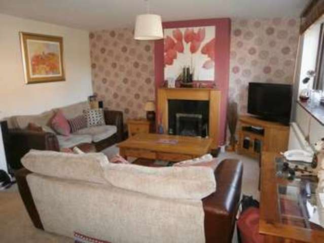  Image of 3 bedroom Semi-Detached house for sale in Glebeland Drive Bredon Tewkesbury GL20 at Glebeland Drive Bredon Tewkesbury, GL20 7QF