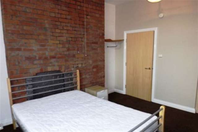  Image of 2 bedroom Penthouse to rent in Cavendish Street Sheffield S3 at Sheffield, S3 7RZ