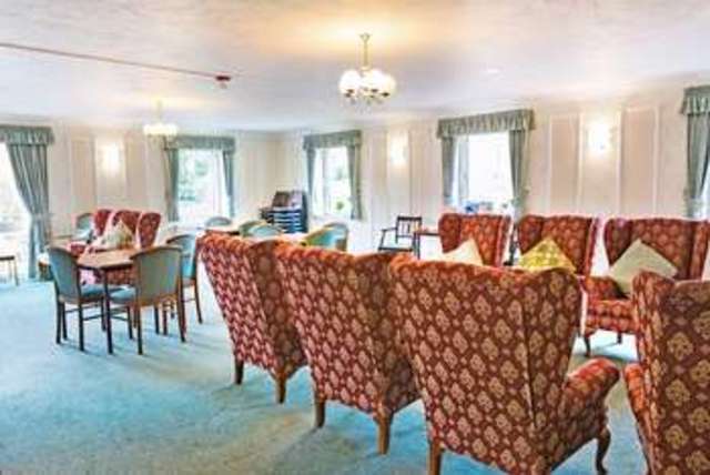  Image of 1 bedroom Retirement Property for sale in Fentiman Way Hornchurch RM11 at Fentiman Way  Hornchurch, RM11 3XY