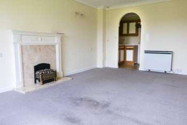  Image of 1 bedroom Retirement Property for sale in Fentiman Way Hornchurch RM11 at Fentiman Way  Hornchurch, RM11 3XY