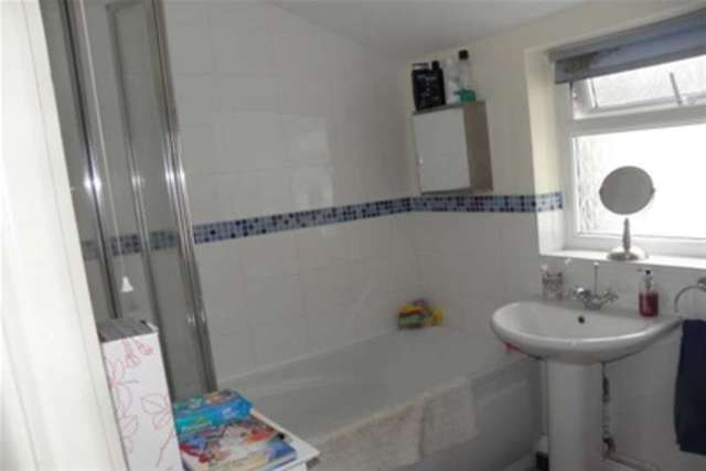  Image of 2 bedroom Flat to rent in Goldstone Road Hove BN3 at Hove, BN3 3RP