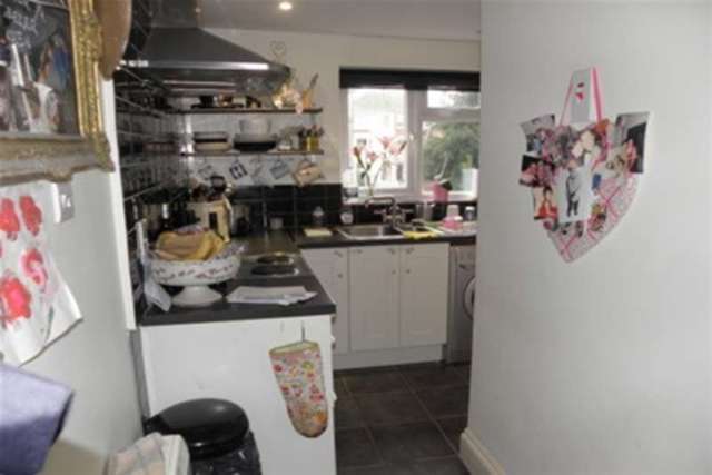  Image of 2 bedroom Flat to rent in Goldstone Road Hove BN3 at Hove, BN3 3RP