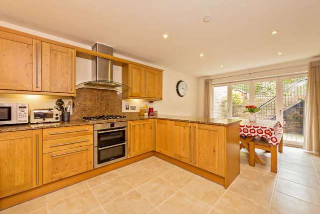  Image of 5 bedroom Detached house for sale in Gossoms End Berkhamsted HP4 at Jacobs Villas Gossoms End Berkhamsted, HP4 1DD