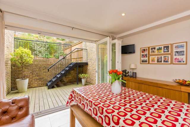  Image of 5 bedroom Detached house for sale in Gossoms End Berkhamsted HP4 at Jacobs Villas Gossoms End Berkhamsted, HP4 1DD