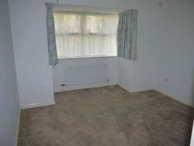 Image of 3 bedroom Detached house to rent in Grangefields Street BA16 at Grangefields  Street, BA16 0HT