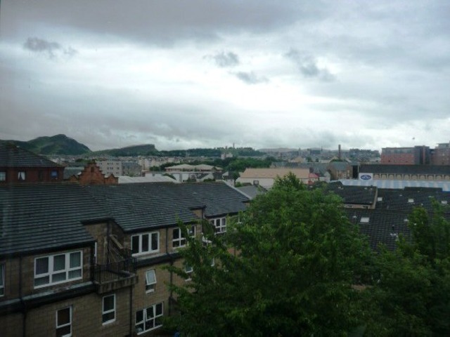  Image of 2 bedroom Flat to rent in Great Junction Street Edinburgh EH6 at Edinburgh  Leith, EH6 5RU