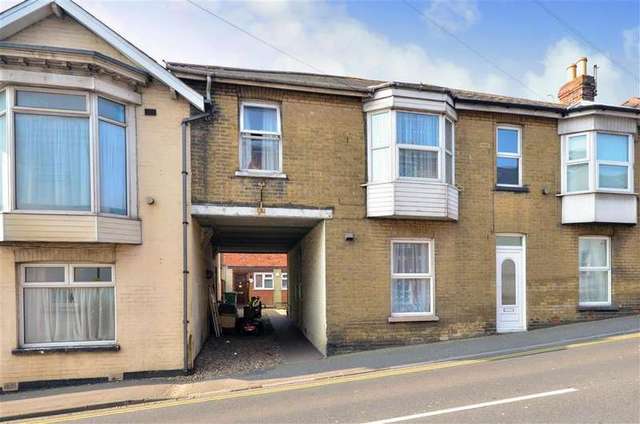  Image of 1 bedroom Ground Flat for sale in Green Street Ryde PO33 at Ryde Isle of Wight Ryde, PO33 2QT