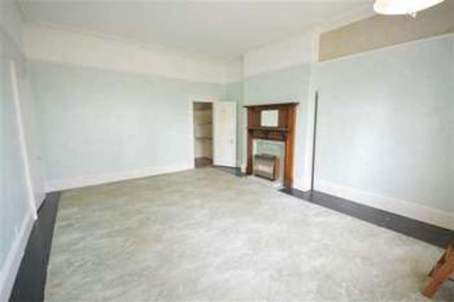  Image of 2 bedroom Flat for sale in Greenbank Drive Sefton Park Liverpool L17 at Greenbank Drive Sefton Park Liverpool, L17 1AN