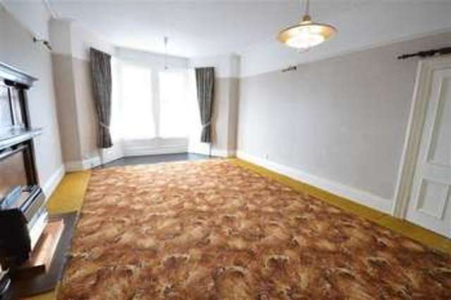  Image of 2 bedroom Flat for sale in Greenbank Drive Sefton Park Liverpool L17 at Greenbank Drive Sefton Park Liverpool, L17 1AN
