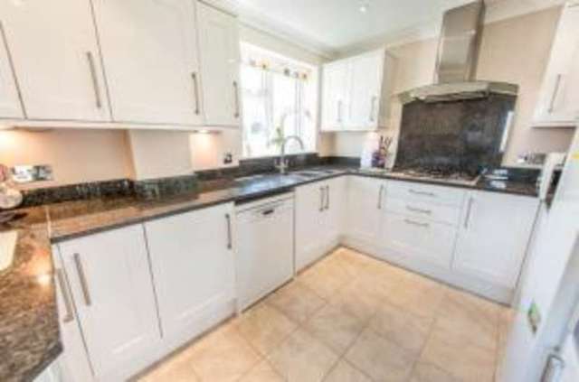  Image of 4 bedroom Detached house for sale in Greenside Close Guildford GU4 at Guildford Surrey West Clandon, GU4 7EU