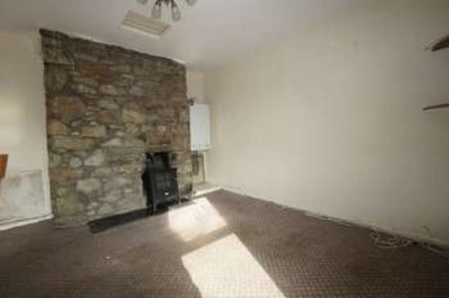  Image of 1 bedroom Terraced house for sale in Weeks Row Gunnislake PL18 at Weeks Row  Gunnislake, PL18 9LN