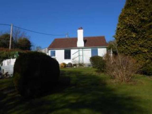  Image of 3 bedroom Bungalow for sale in St. Anns Chapel Gunnislake PL18 at Gunnislake Cornwall St Ann