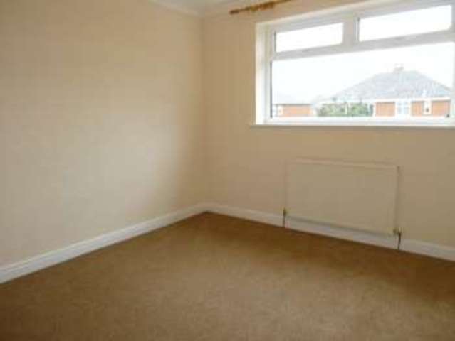  Image of 3 bedroom Semi-Detached house to rent in Haddon Road Lowton Warrington WA3 at Haddon Road Lowton Lowton, WA3 2JQ