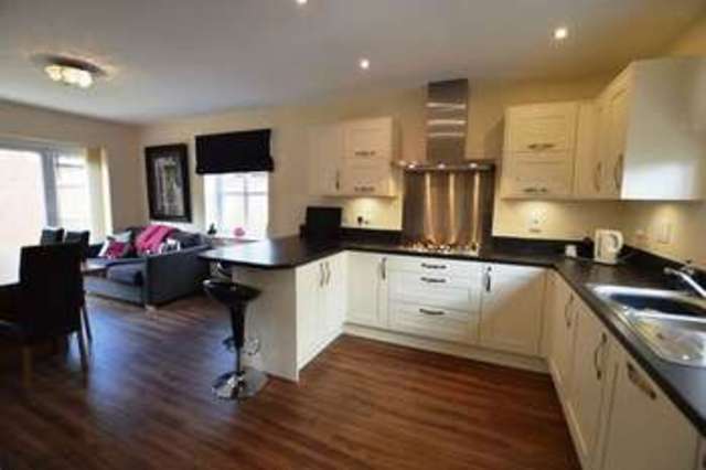  Image of 4 bedroom Detached house for sale in Hames Close Rothley Leicester LE7 at Hames Close  Rothley, LE7 7NZ