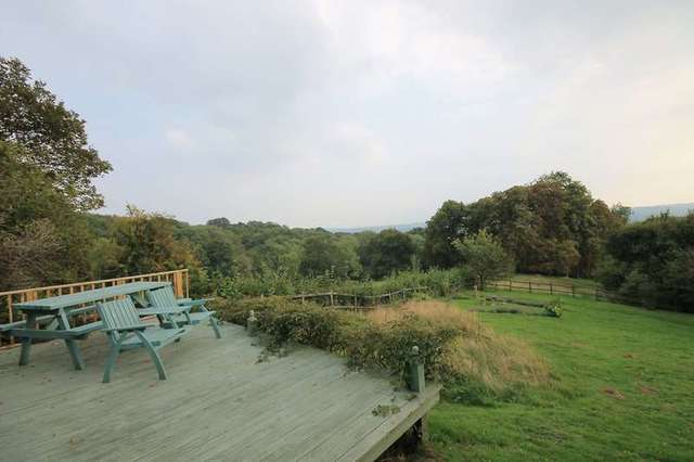  Image of 1 bedroom Ground Flat to rent in Hammerwood Road Ashurst Wood East Grinstead RH19 at Ashurst Wood West Sussex, RH19 3SA