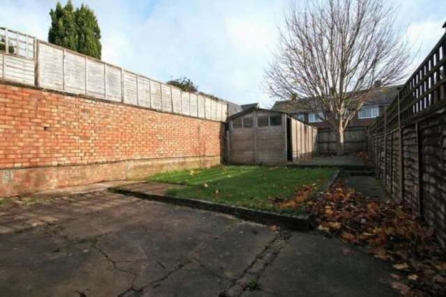  Image of 2 bedroom Detached house to rent in Hampton Fields Wick Littlehampton BN17 at Littlehampton Wick, BN17 6JB