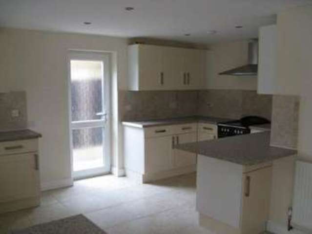  Image of 4 bedroom Detached house to rent in Droitwich Road Hanbury Bromsgrove B60 at Droitwich Road Hanbury Bromsgrove, B60 4DB