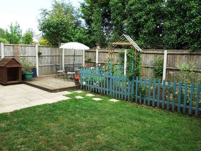  Image of 3 bedroom Detached house for sale in Hann Garden Lytchett Matravers Poole BH16 at Hann Gardens Lytchett Matravers Poole, BH16 6FD