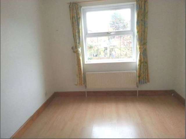  Image of 2 bedroom Flat to rent in Hare Street London SE18 at Hare Street Woolwich London, SE18 6LZ