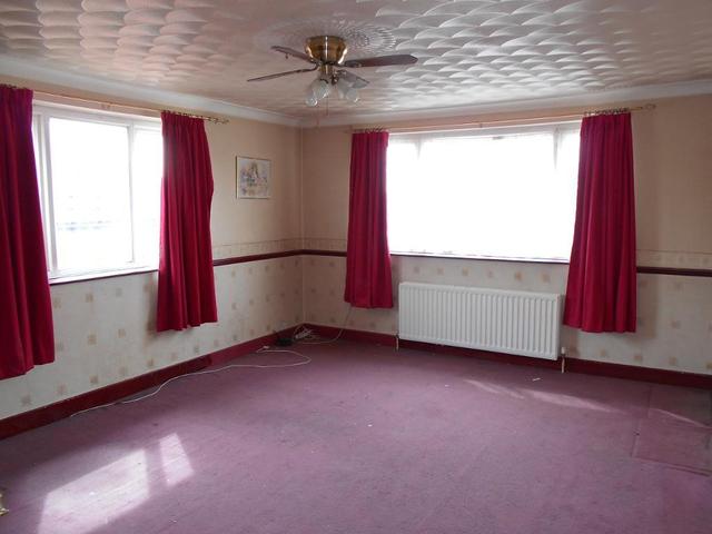  Image of 2 bedroom Maisonette for sale in Harrowden Road Shortstown Bedford MK42 at Bedford, MK42 0RU