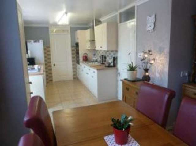  Image of 2 bedroom Bungalow for sale in Sweden Close Harwich CO12 at Harwich Essex Upper Dovercourt, CO12 4JU
