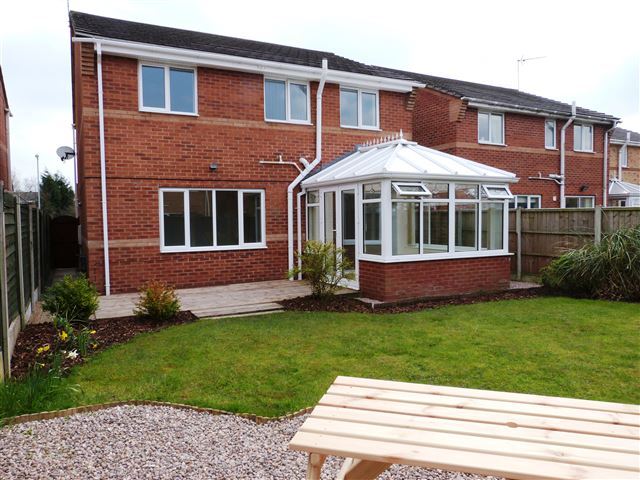  Image of 4 bedroom Detached house for sale in Hawthorn Grove Biddulph Stoke-on-Trent ST8 at Hawthorn Grove  Knypersley, ST8 6UJ