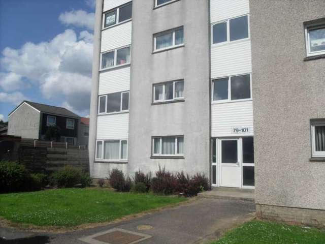  Image of 1 bedroom Flat to rent in Hawthorn Terrace East Kilbride Glasgow G75 at Hawthorn Terrace East Kilbride Auldhouse, G75 9EQ