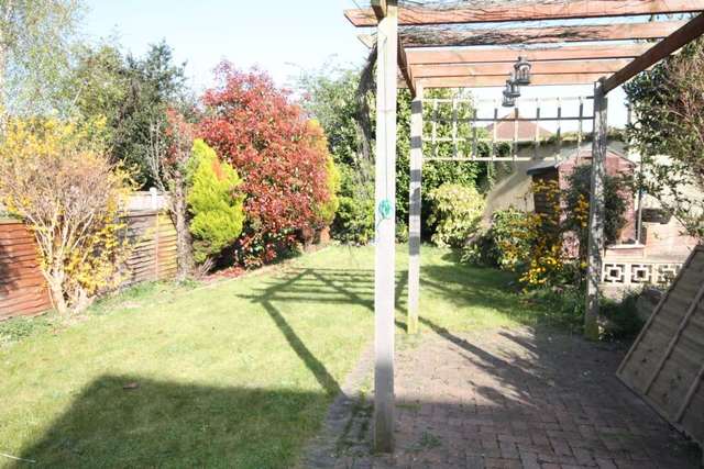  Image of 2 bedroom Detached house to rent in Hazel Road Erith DA8 at Hazel Road  Erith, DA8 2LS
