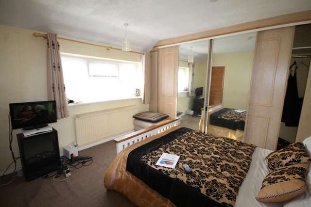  Image of 2 bedroom Detached house to rent in Hazel Road Erith DA8 at Hazel Road  Erith, DA8 2LS