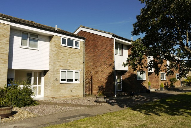  Image of 3 bedroom Detached house to rent in Hazelwood Meadow Sandwich CT13 at Sandwich, CT13 0AR