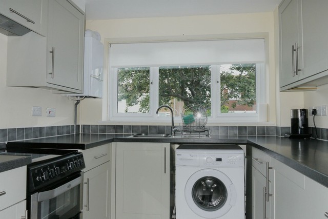  Image of 3 bedroom Detached house to rent in Hazelwood Meadow Sandwich CT13 at Sandwich, CT13 0AR