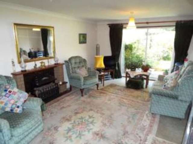  Image of 3 bedroom Terraced house for sale in Heath Road Petersfield GU31 at Heath Road Petersfield Petersfield, GU31 4EG